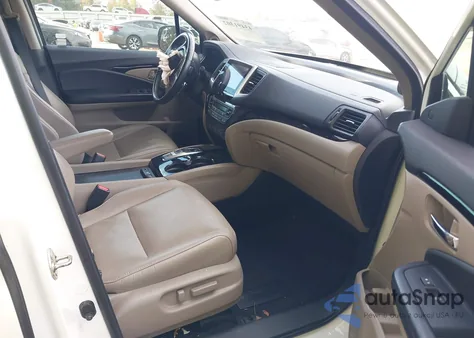 2016 Honda Pilot Elite z USA, uszkodzony, nr VIN 5FNYF6H07GB095421